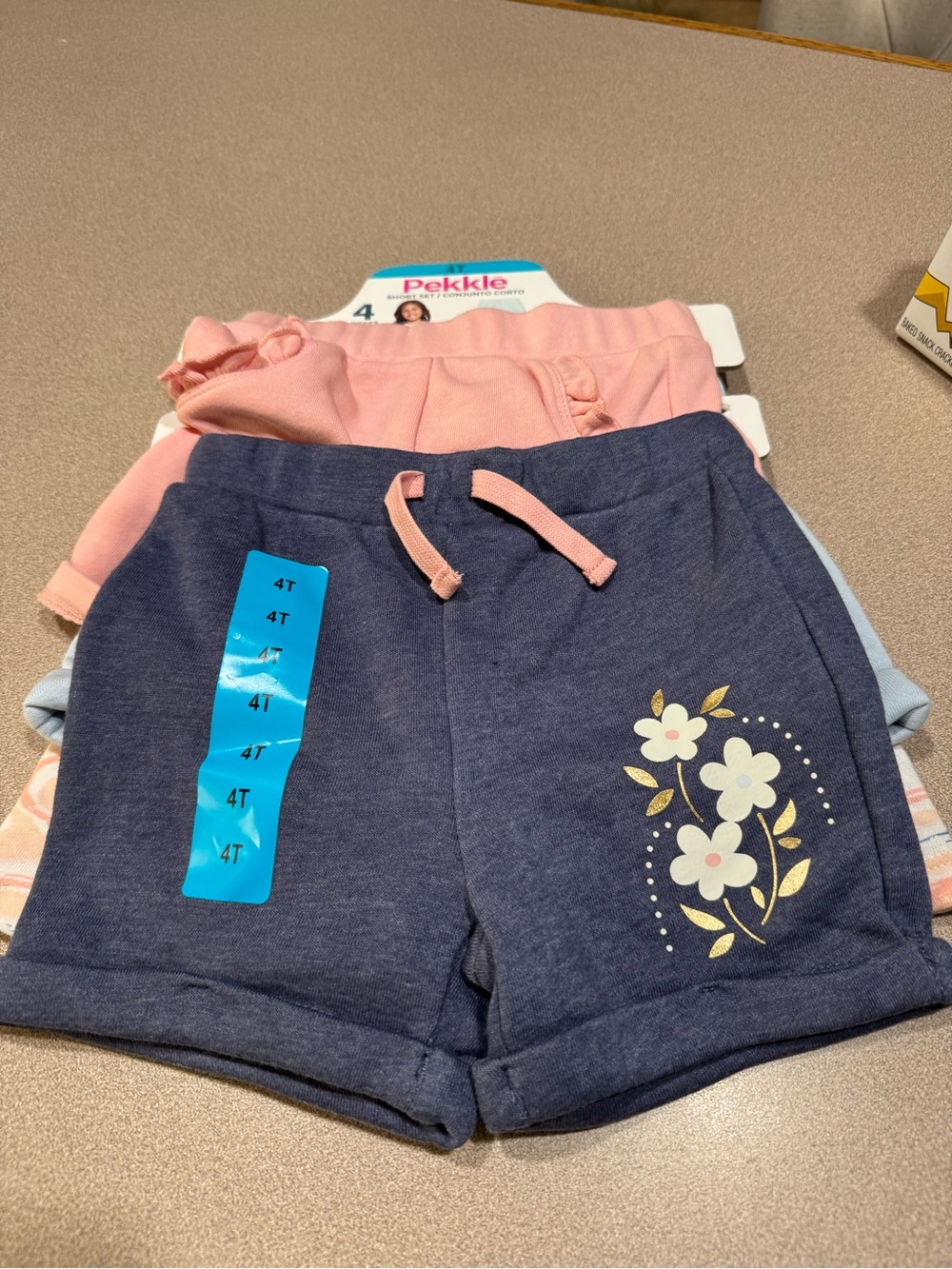 New Set of 4 Easy Pull on Shorts girls size 4